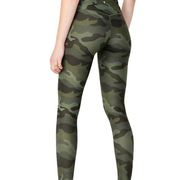 Old Navy Active legging Camo design Size S High-Rise PowerSoft Pocket Legging - Picture 1 of 9